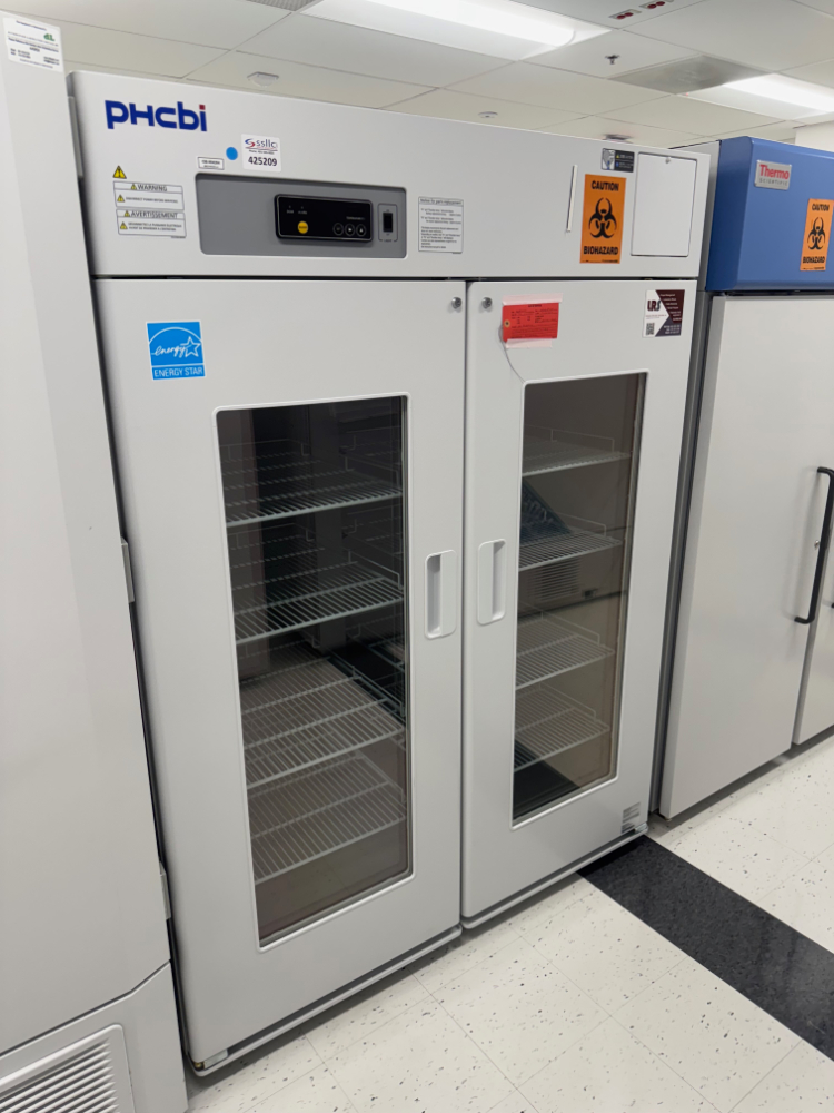 Image of PHCBI Double Door Refrigerator